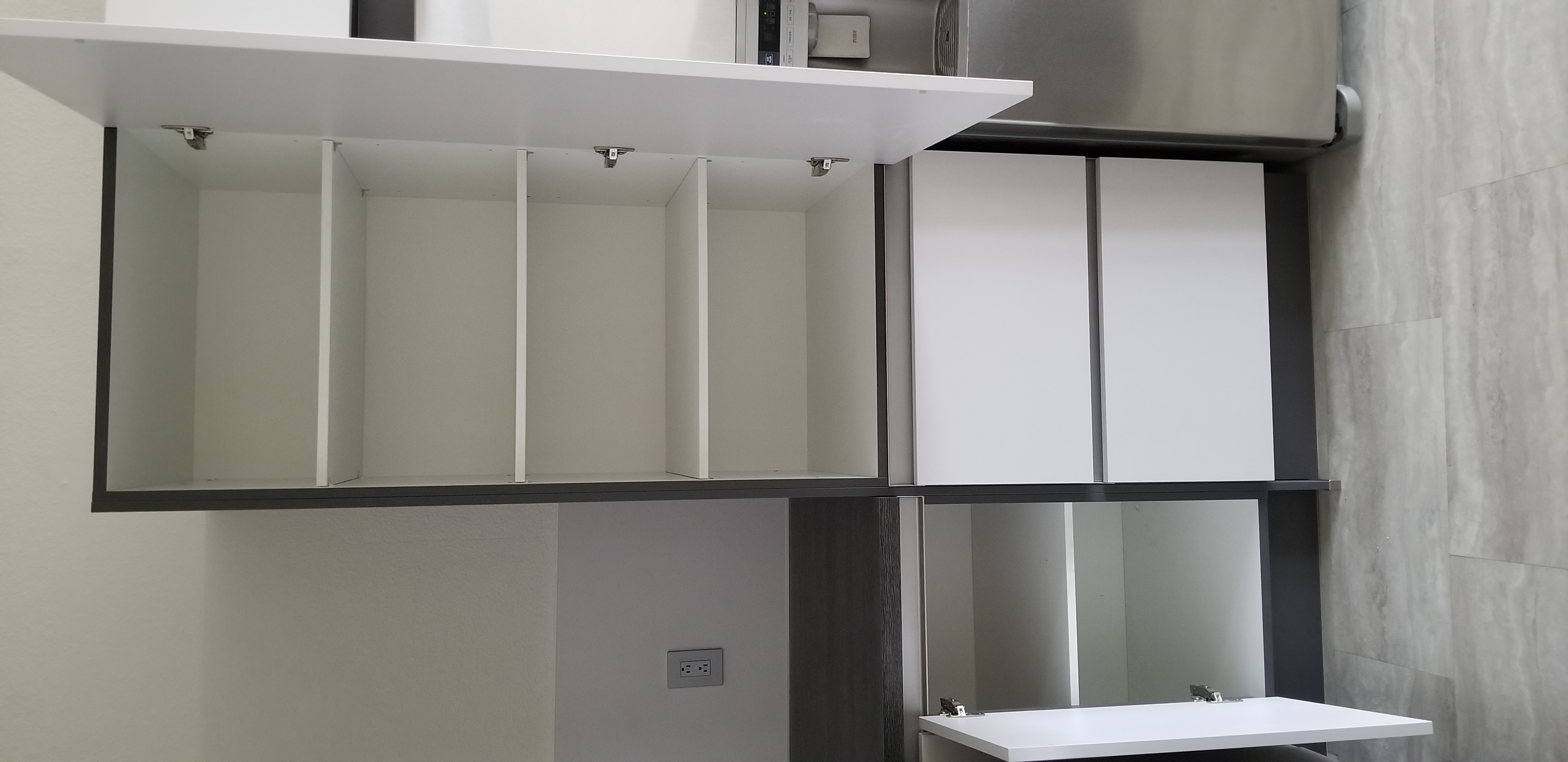 Modern kitchen cabinets in Katy