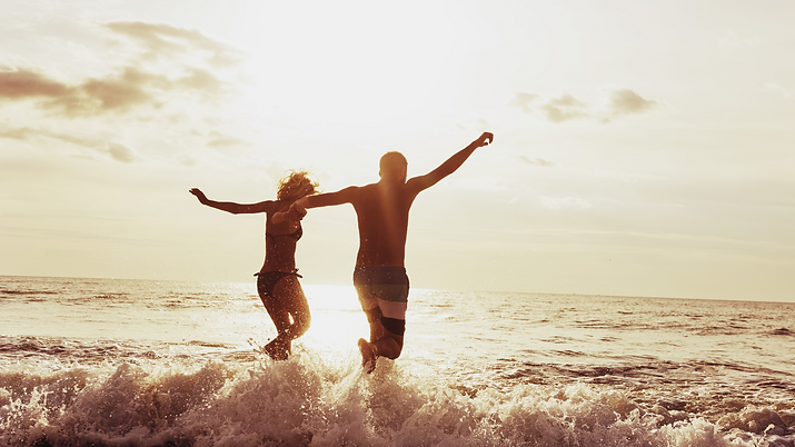 Couple Beach.png