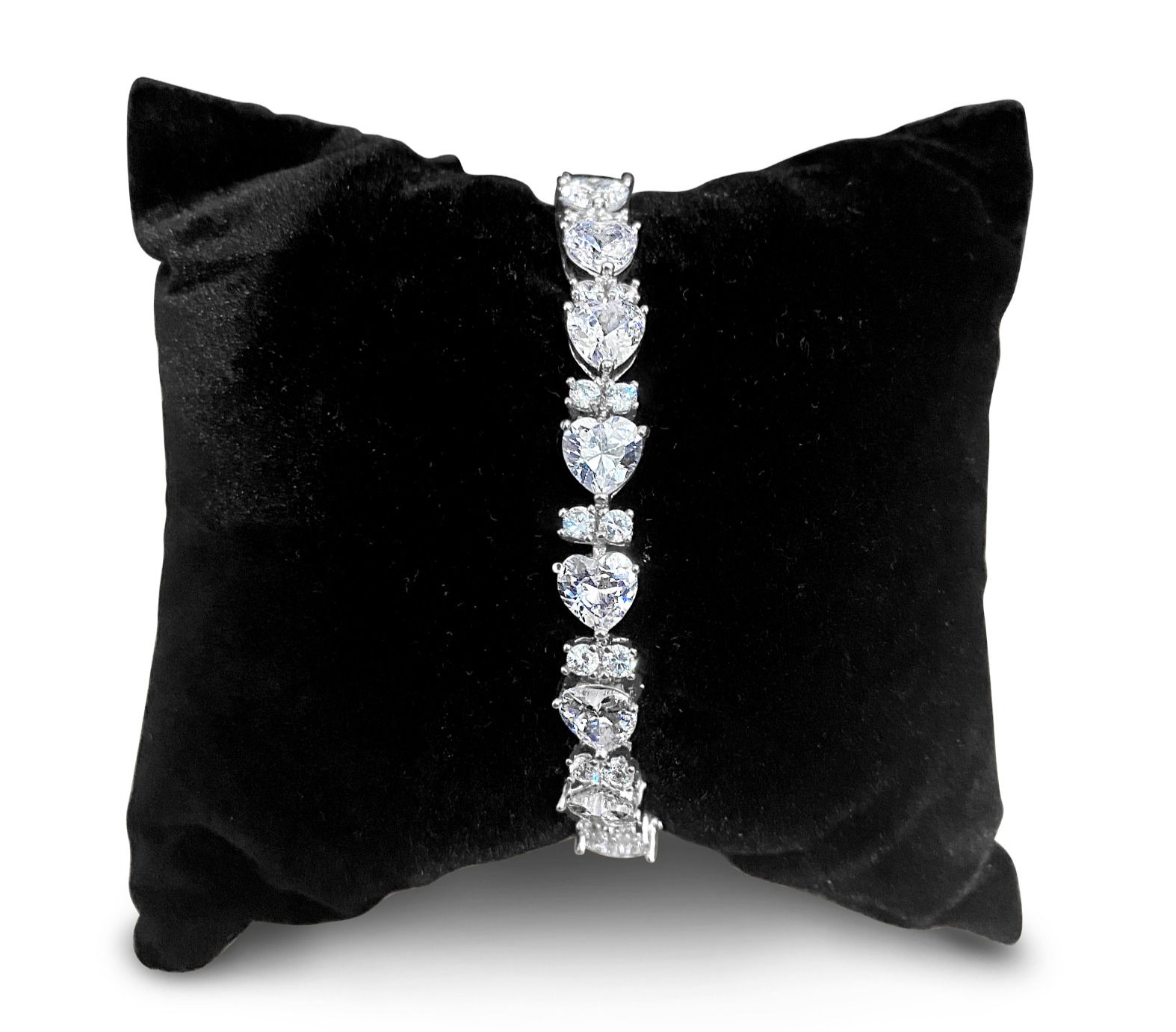 Zuri Hearts Bracelet