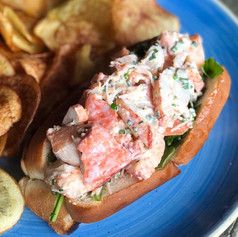 lobster roll - uber eats.jpeg
