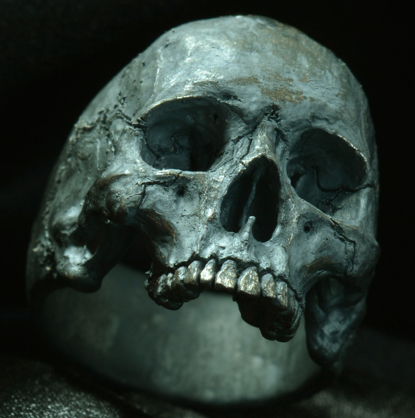 Mid Size Half Jaw Skull Ring # 16