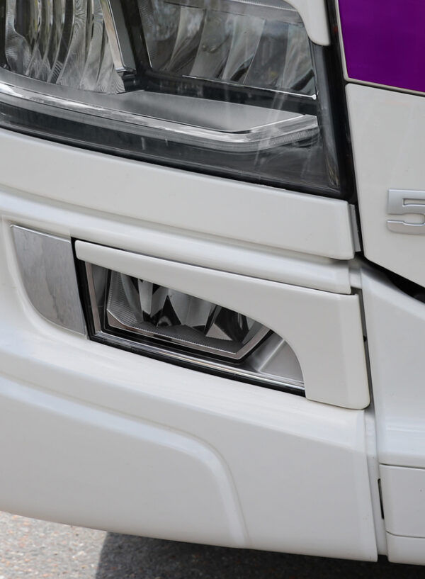 Truckstyle Sweden Foglight Eyebrows (Axe)