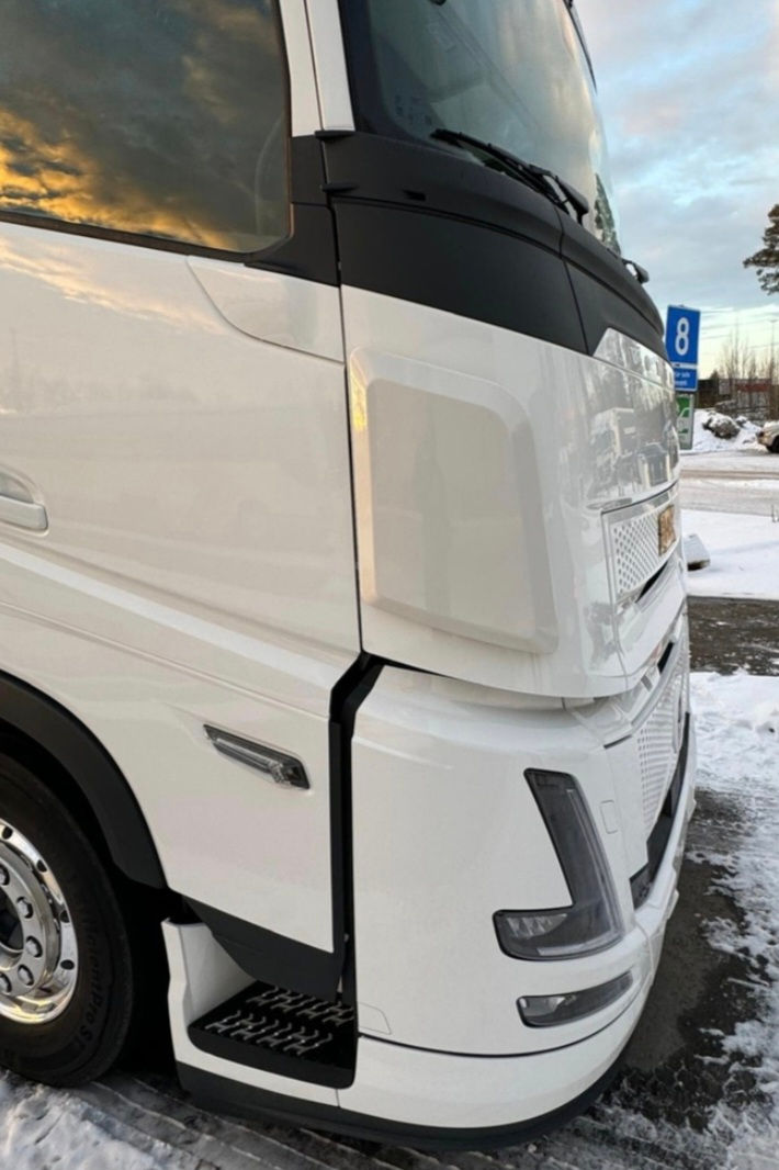 Thumbnail: Dirt Deflectors Volvo Aero(Vepro)
