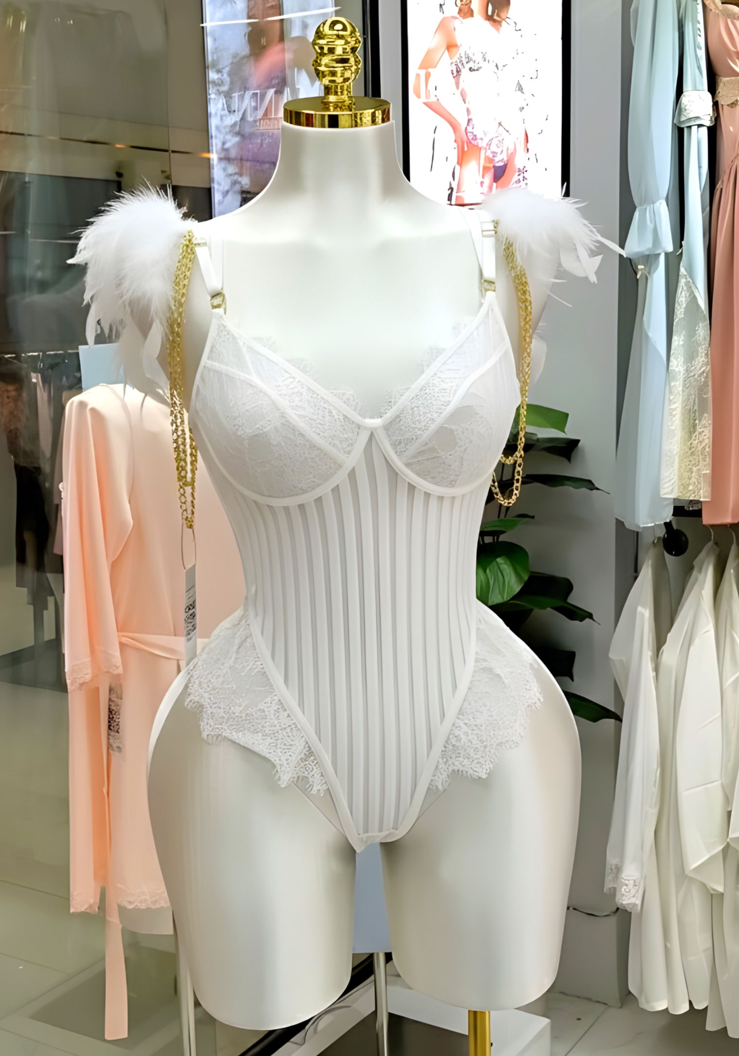 بدي سوت لانجري كليوباترا أبيض