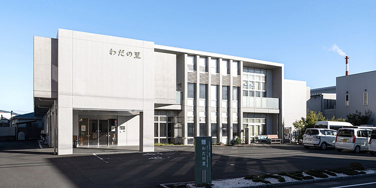 ZZ9_3621-1 2_edited_edited_edited.jpg