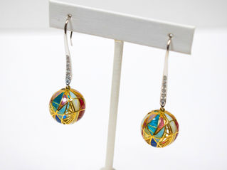 Cathedral Couture: Jewelry Inspired Weddings