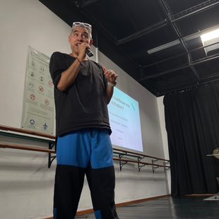 Jaciel Neri imparte plática para estudiantes de danza del ENEDAC 17°