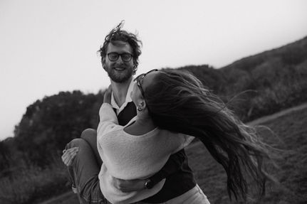 PLAYFUL ENGAGEMENT SHOOT IN MINNESOTA | CORINNE + ERIK