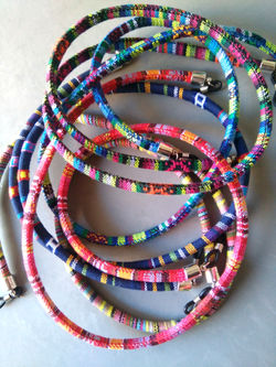 Cordones Étnicos Redondos