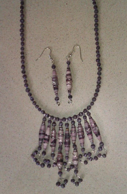 Miniatura: Juego de collar con aretes