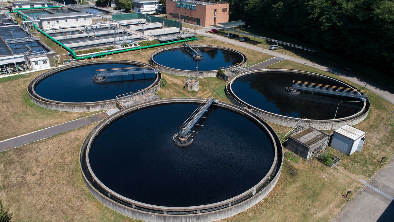 A picture of a well-maintained water treatment plant.