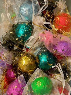 Cedar Hill Botanicals Aromatherapy Shower Steamers. Our most popular party favor! Contact us for custom orders.