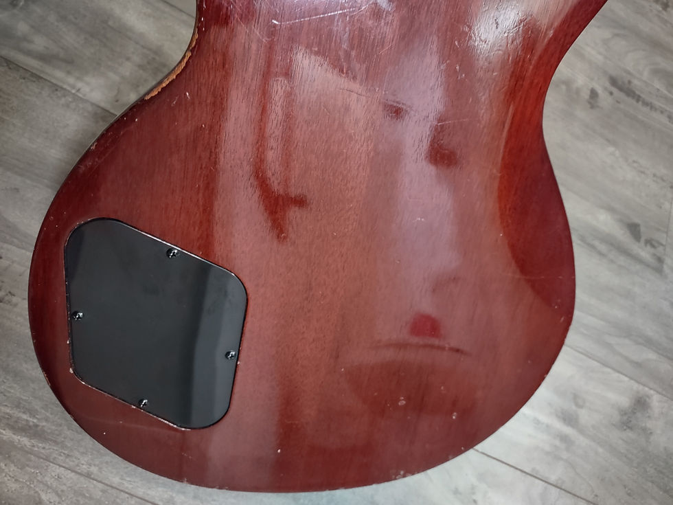 Thumbnail: Gibson Les Paul Special 2010 Stained Cherry w/ Mini Humbuckers And Neck Binding!