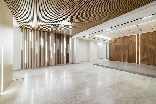 Linear lighting in office setting