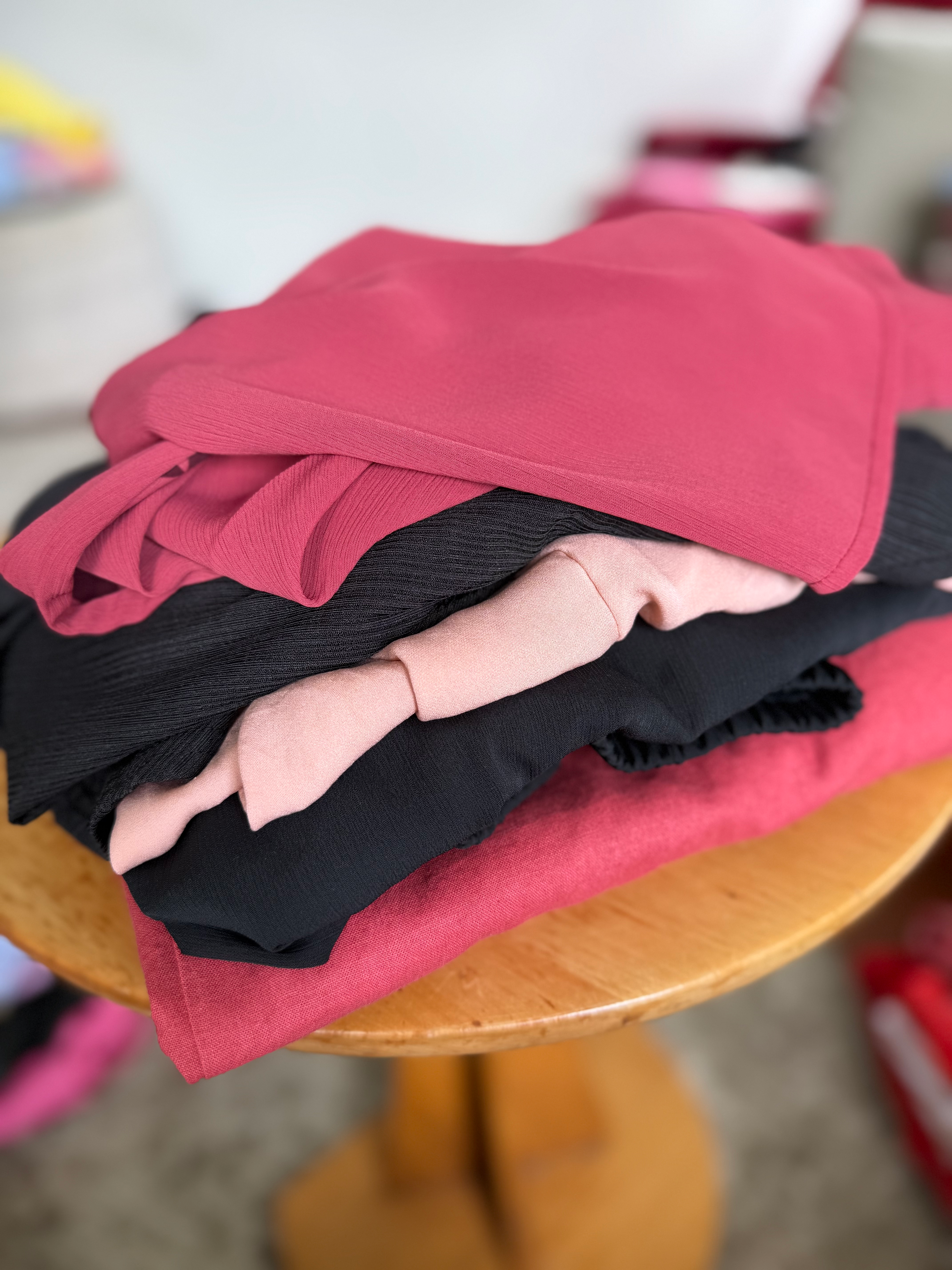 From the Ochre of the Pā to the Pango of the Pō Vibes — Size 14