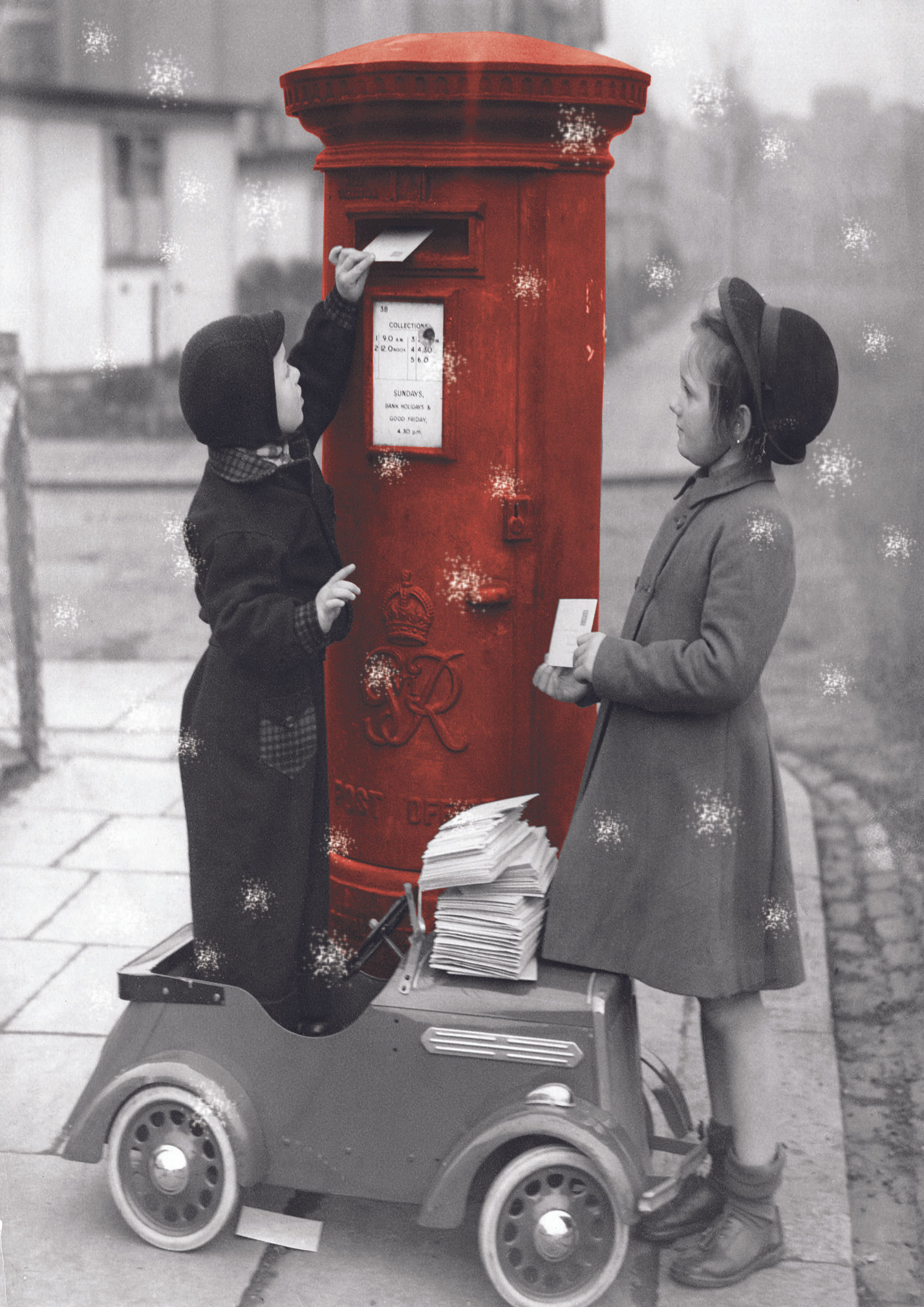 13226 Christmas Post