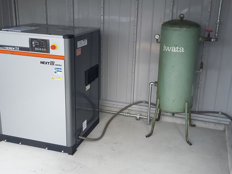 日立製スクリューコンプレッサ新設工事