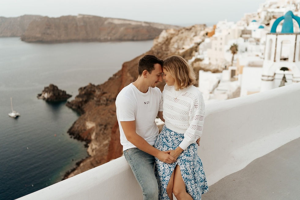 Couples Who Travel Together, Are Happier Together: A Valentine’s Day Special with PAREA Retreats