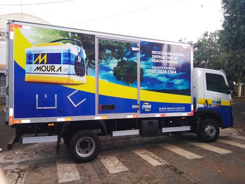 Personalização de Veículos Caminhão - Baterias Moura
