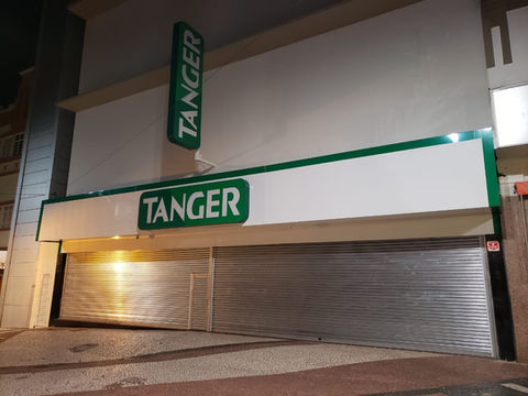 Fachada em ACM - Lojas Tanger