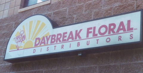 Illuminated Sign Daybraek Floral tn.jpg