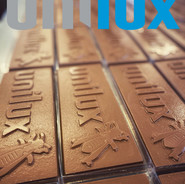 Unilux chocolade logo tablet