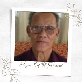 Aesthetic Polaroid Photo Frame Instagram Post (6).jpg