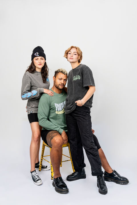 kallmekris with two models in Otto clothing posing confidently