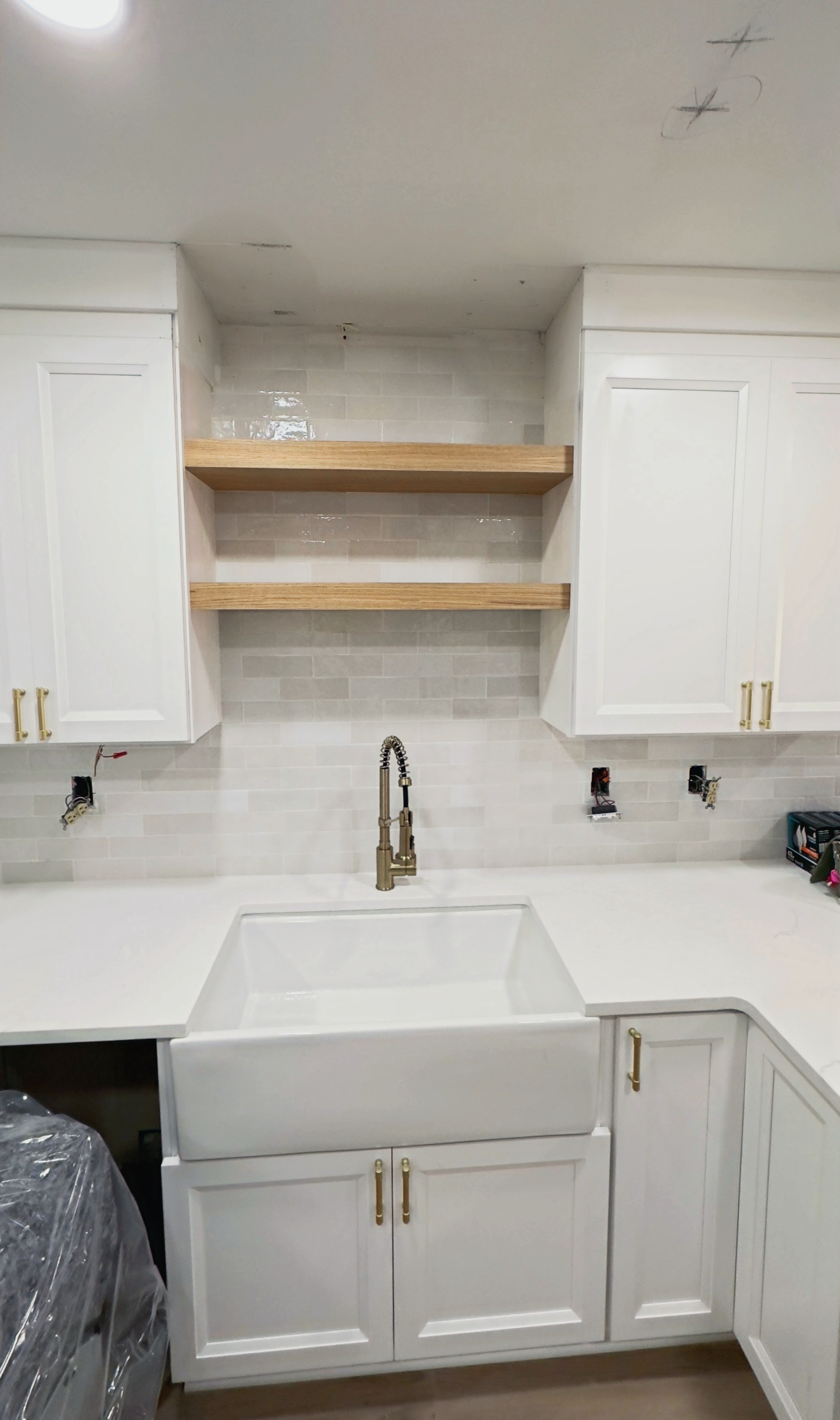 Kitchen hood project from the Hood2Home gallery, photo 82