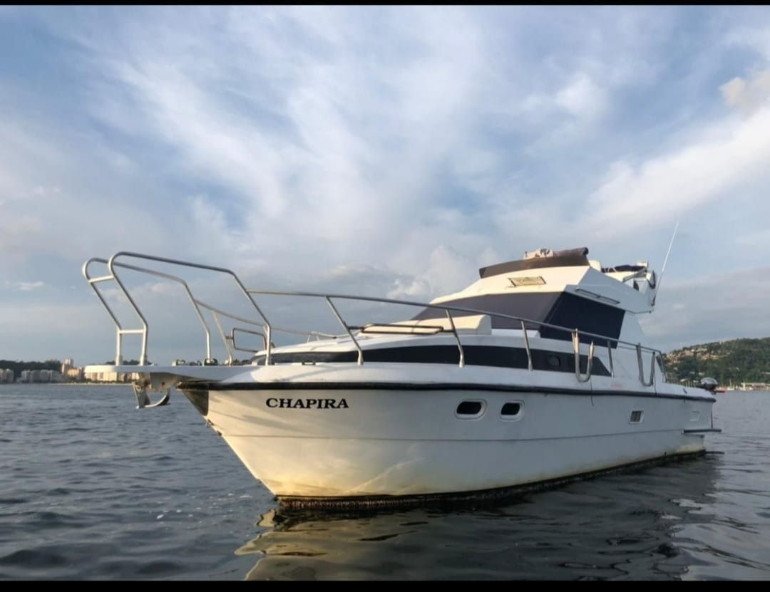 Lancha Shapira até 15 passageiros