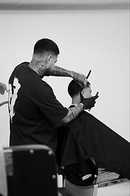 HOW TO DO A BUZZ CUT TAPER FADE! BARBER TUTORIAL! - YouTube.jpg