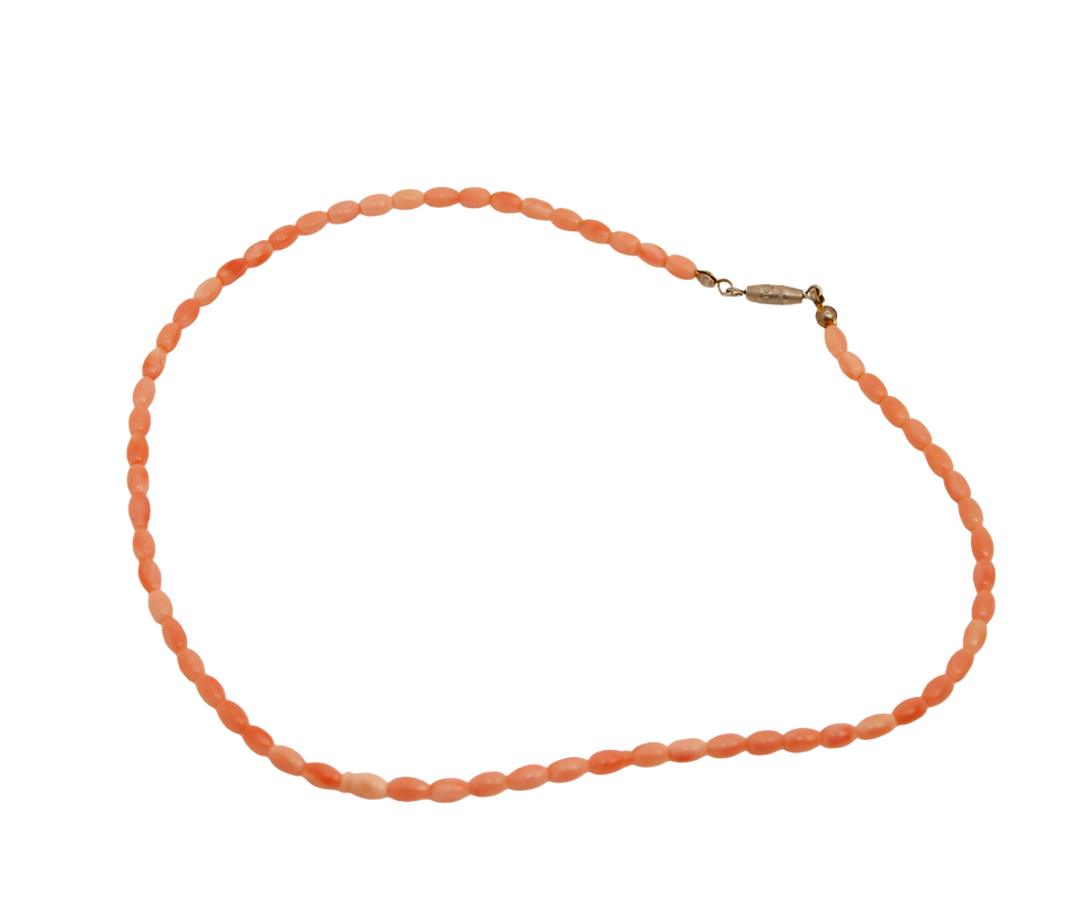 Thumbnail: Elegant Mid 20th Century Salmon Coral Handmade Bead Necklace