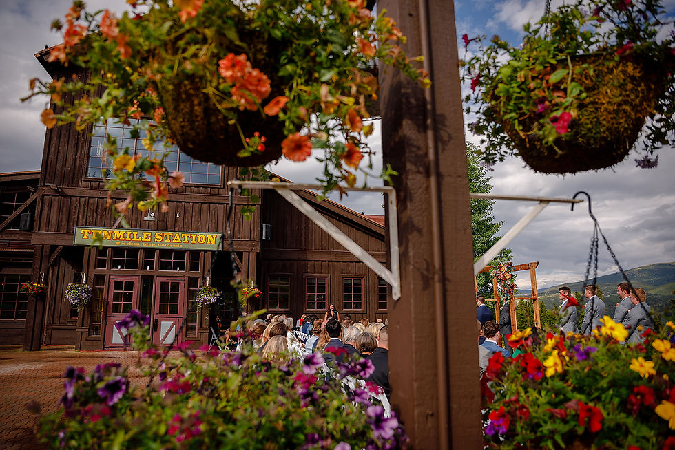 Breckenridge Wedding Planner - Ten Mile Station Wedding