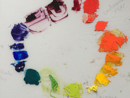 Looking at colours and how they relate to each other with a first split primary pallette.