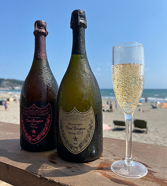 クイックシルバーのお酒と海岸