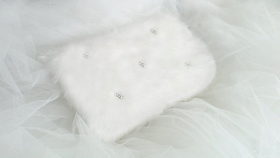 Bride's Muffs