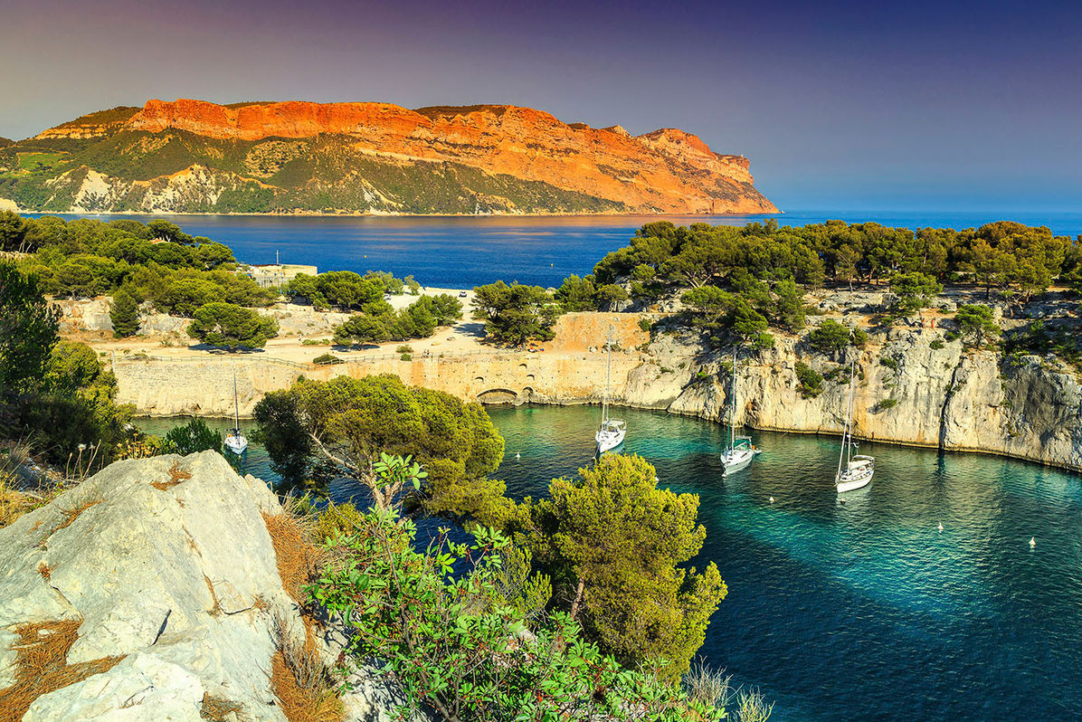 Calanque-Port-Pin-Cassis.jpg