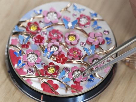 Haute Horlogerie in Bloom: The Secret Craft Behind a Van Cleef & Arpels Icon
