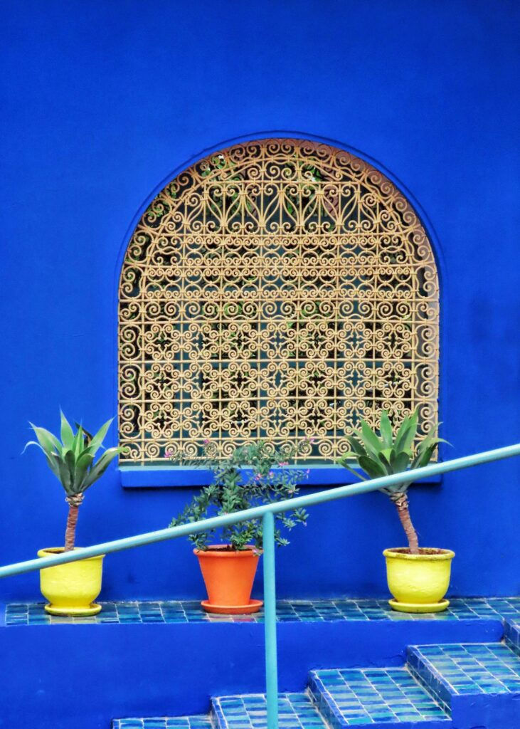 Photo 2 by Tugce Turan: https://www.pexels.com/photo/decorative-window-at-majorelle-garden-25791931/