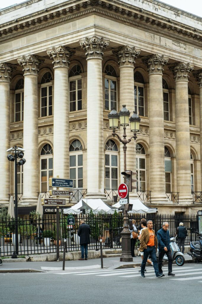 Photo by Daria Agafonova: https://www.pexels.com/photo/historic-parisian-building-with-classical-columns-30173086/