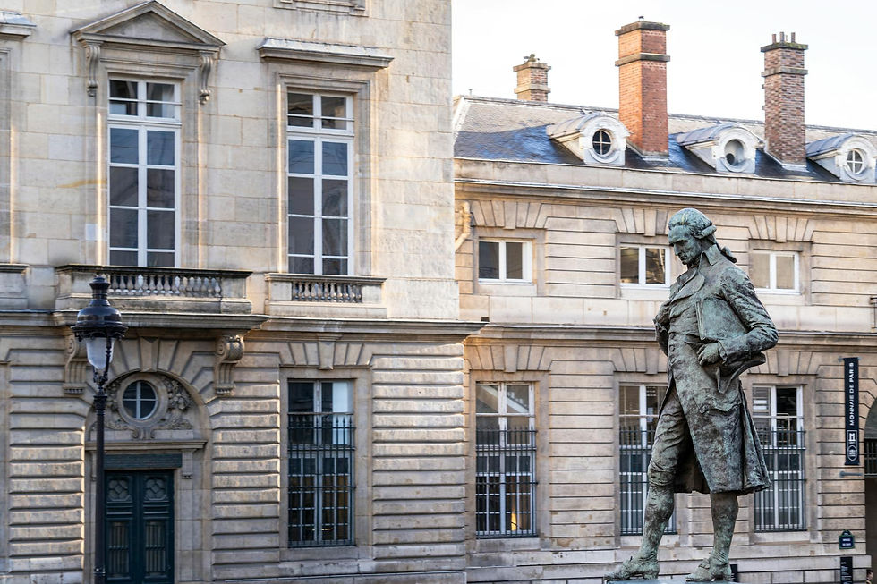 Photo by Abhishek Navlakha : https://www.pexels.com/photo/elegant-haussmannian-architecture-in-paris-31058040/