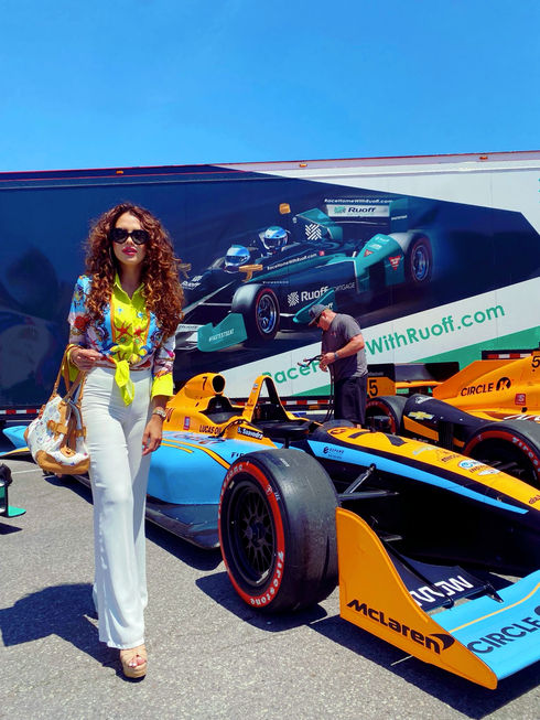 5956A8FF-DA55-42FE-A14E-71793C7ED7C1