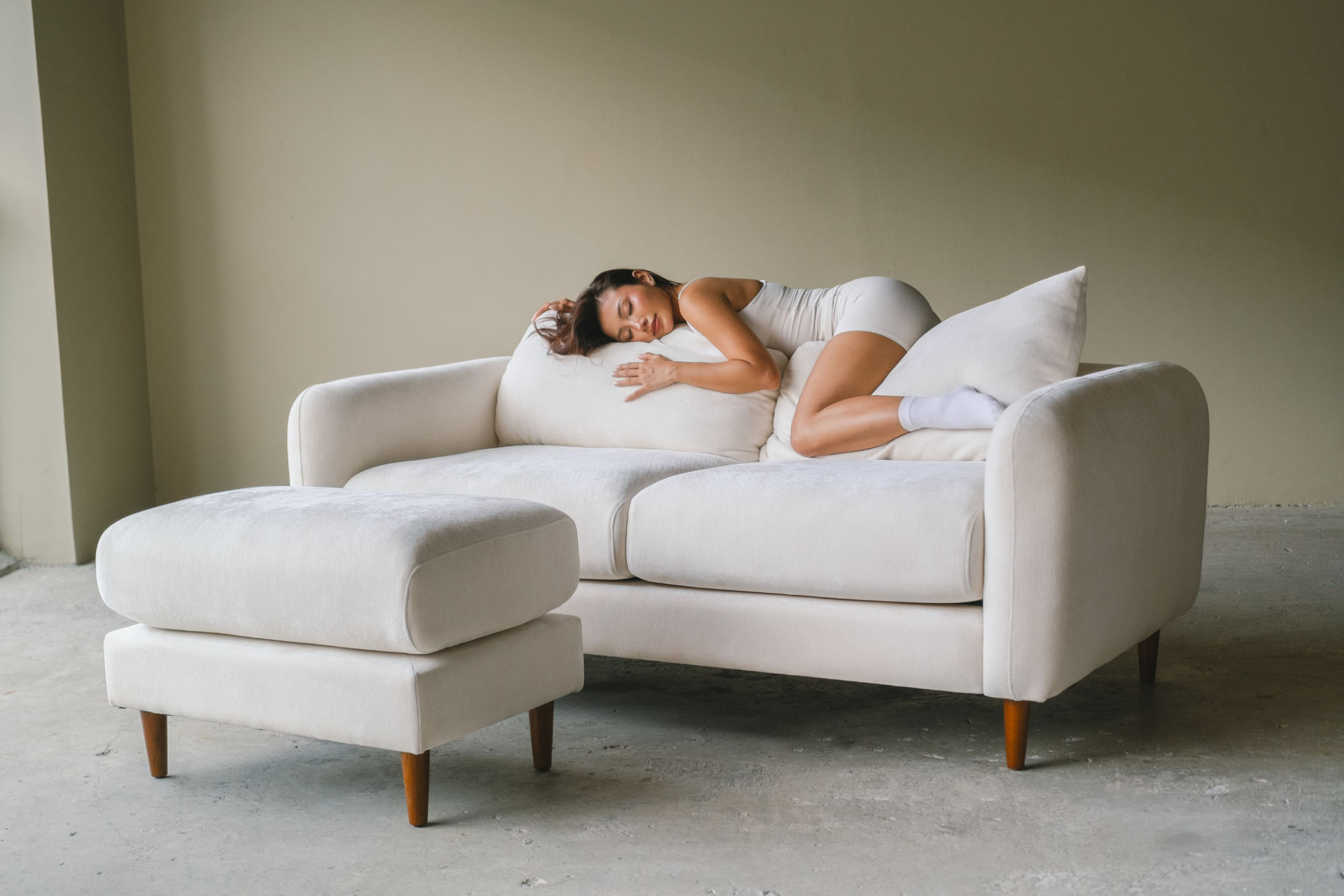 SET SOFA & OTTOMAN PARIS OASIS (Standard Fabric)