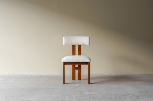 DINING CHAIR RULER (Boucle Fabric) | Hè Studio