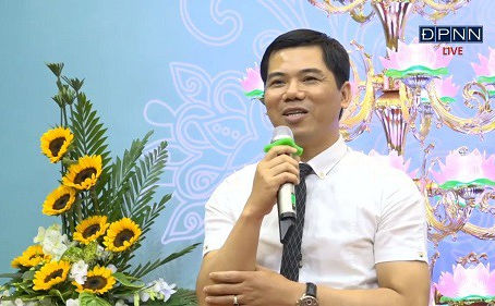 HẠNH PHÚC LANG THANG