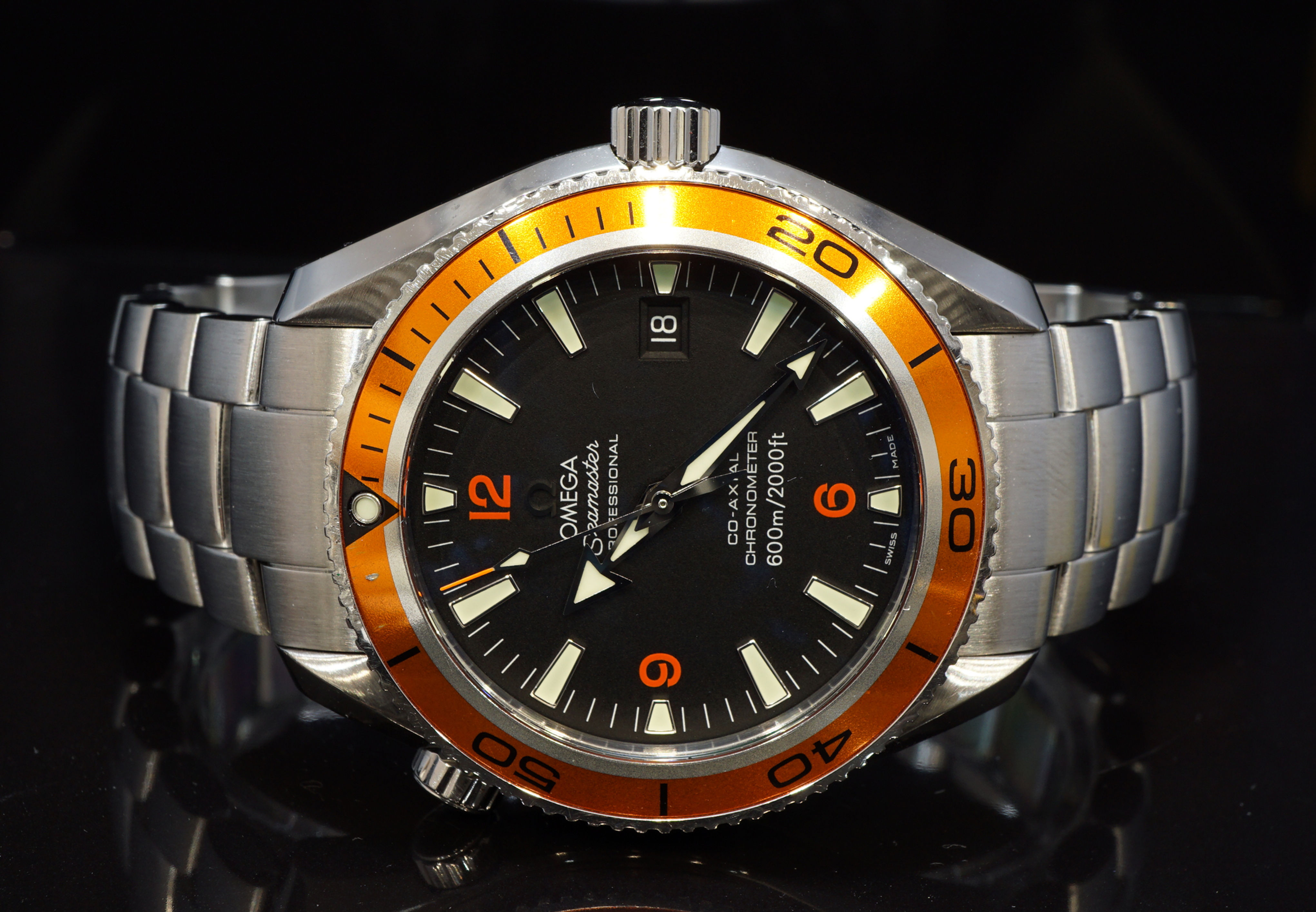 OMEGA 42mm Planet Ocean, 22095000, Orange Bezel, Box & Papers