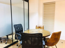 PRIVATE ROOM