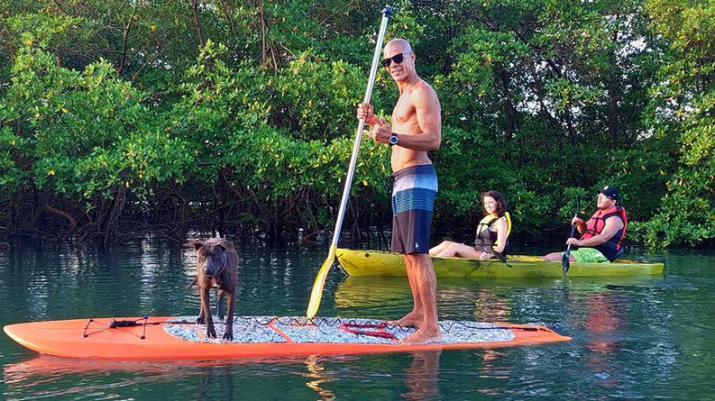 Pranchas de SUP e caiaques