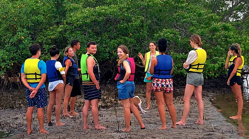 Instrução da oceanógrafa