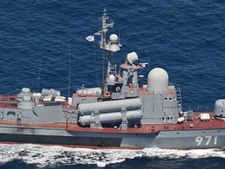 ロシア艦が宗谷海峡を連続通過 スラバ級・ウダロイ級も確認
